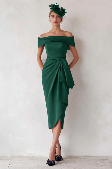 Off the Shoulder Dark Green Sheath Ruched Mother of the Bride Dress